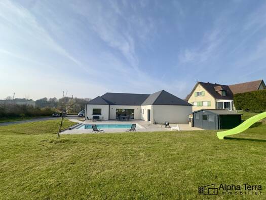 Maison de plain-pied à vendre 495 100 € 7 pièces 4 chambres 158,6 m² 1 249 m² de terrain Fresney-le-Puceux 14680