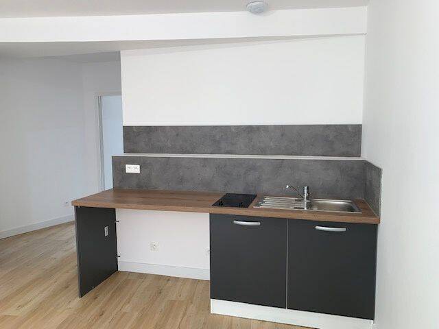 Appartement 2 pièces 29 m² · à Laval · 28,6 m² · 525 €/mois