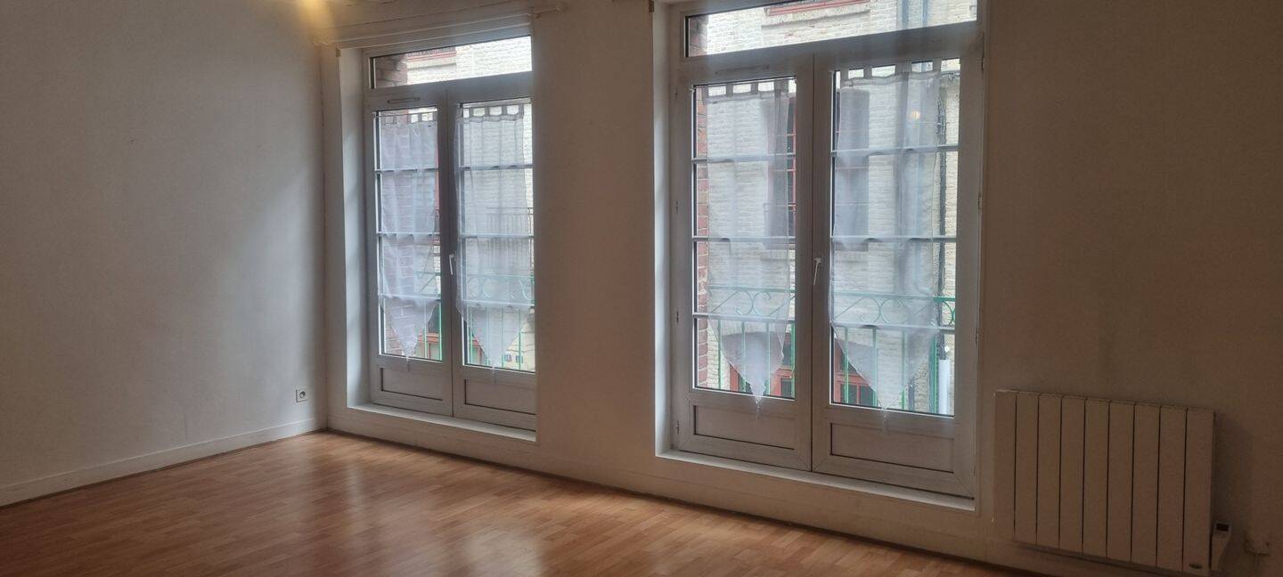 Appartement 5 pièces 69 m² · à Dieppe · 68,7 m² · 750 €