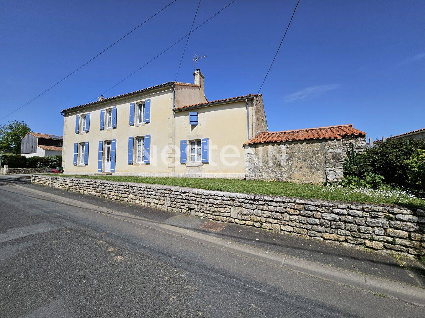 Maison 5 pièces 149 m² · à Benet · 149,2 m² · 242 400 €