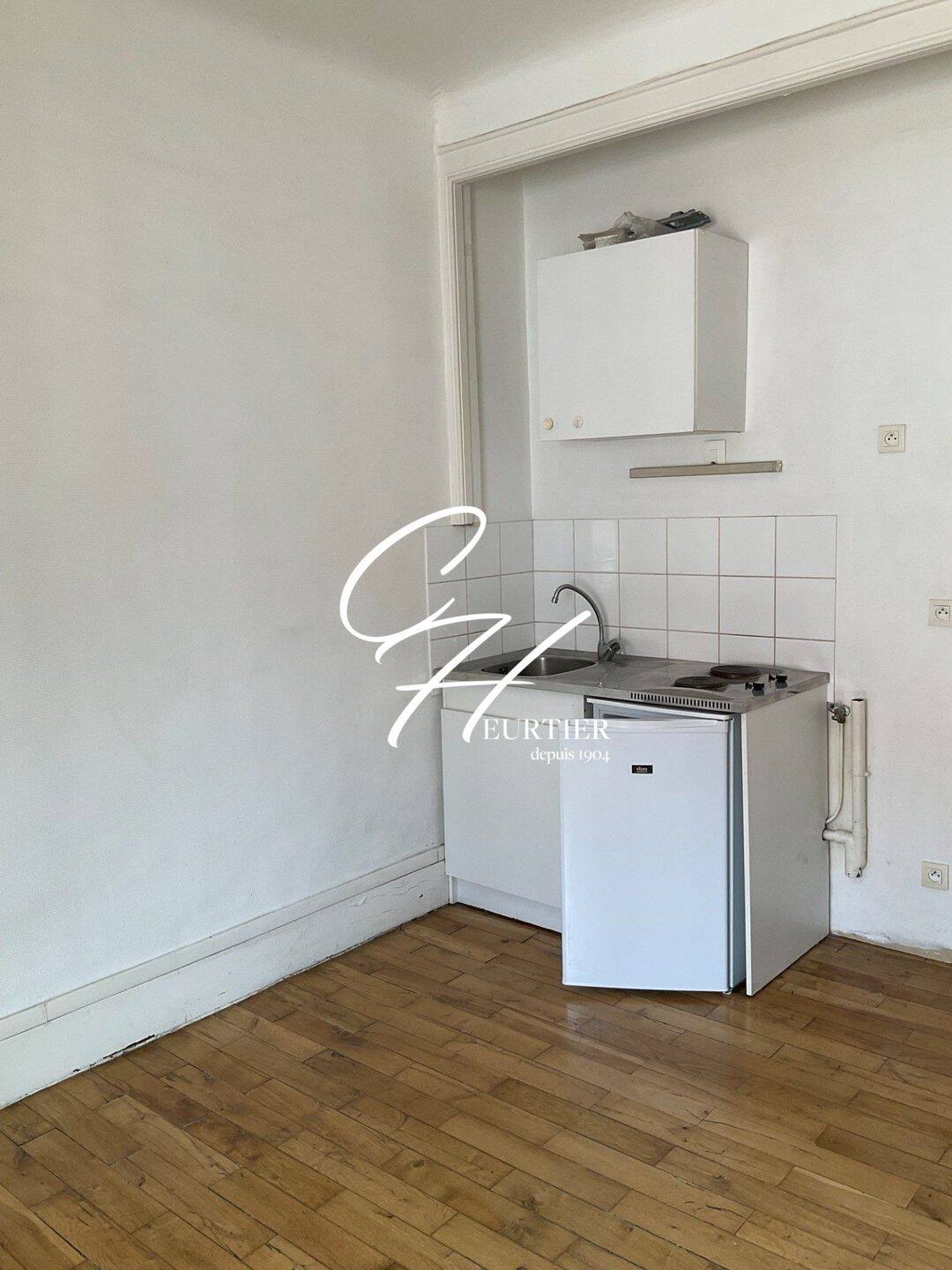 Appartement 1 pièce 19 m² · à Grenoble · 19 m² · 349 €/mois