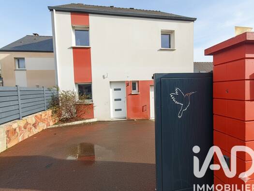 Maison à vendre 305 000 € 5 pièces 4 chambres 105,8 m² 247 m² de terrain Mauves-sur-Loire 44470