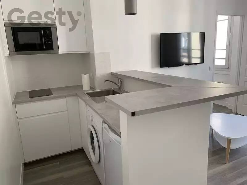 Appartement 1 pièce 24 m² · à Levallois-Perret · 24 m² · 1 050 €