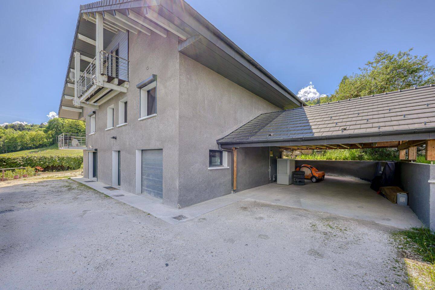Maison 7 pièces 226 m² · à Entrelacs · 226 m² · 729 000 €