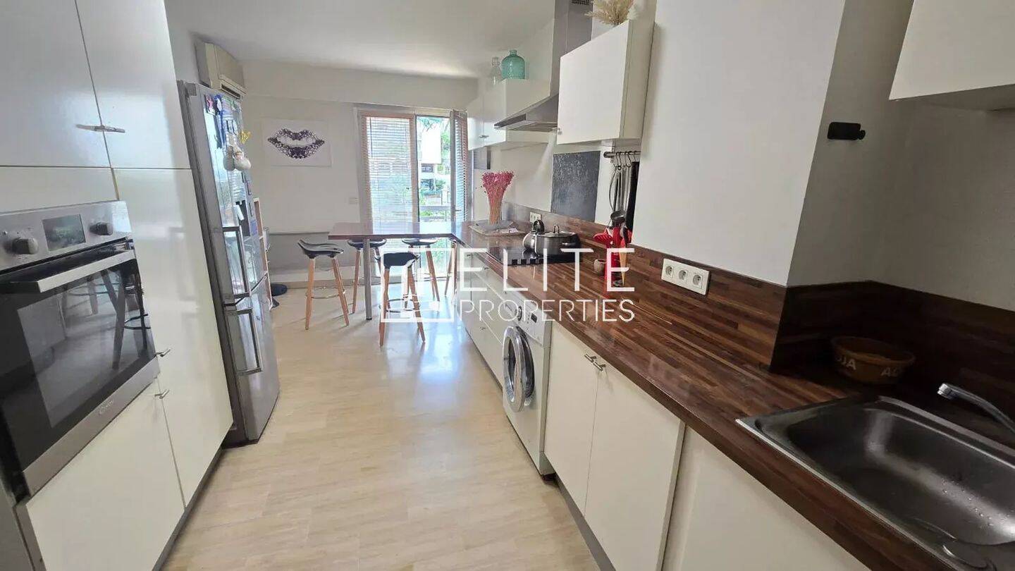 Appartement 5 pièces 131 m² · à Cannes · 131,4 m² · 530 000 €