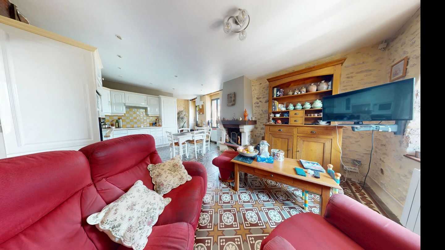 Maison 6 pièces 157 m² · à Artenay · 157 m² · 187 500 €