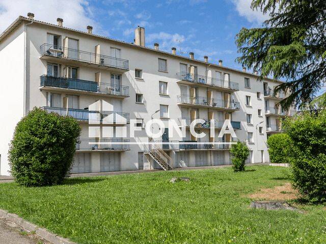 Appartement 1 pièce 17 m² · à Agen · 17,4 m² · 350 €