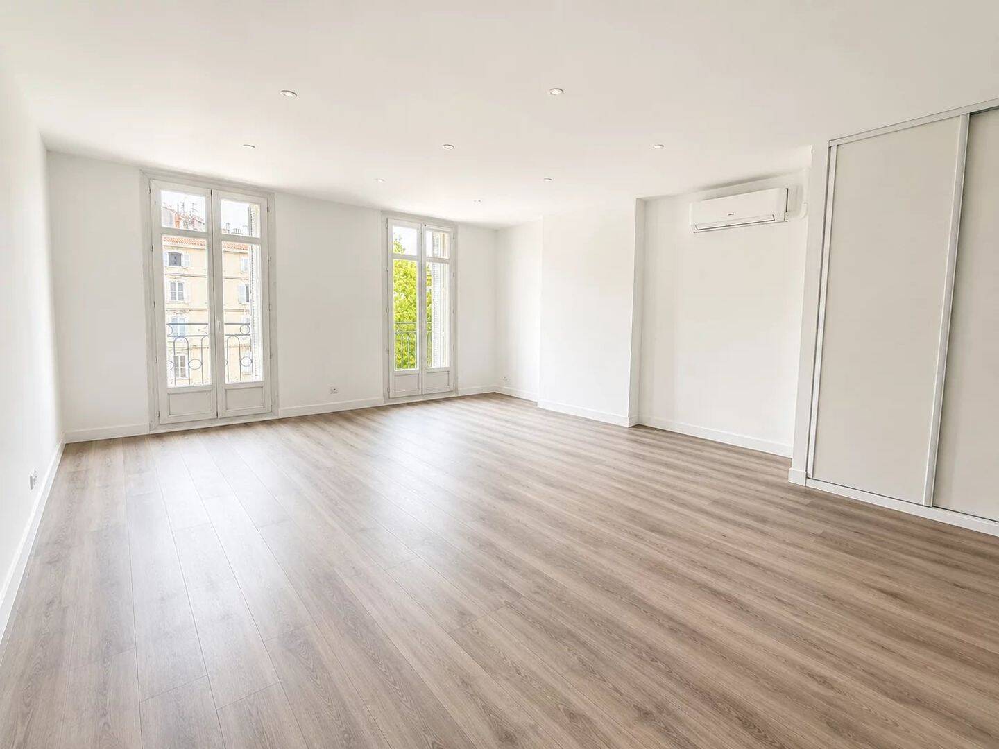 Appartement 3 pièces 68 m² · à Marseille 1er Arrondissement · 68 m² · 1 180 €/mois