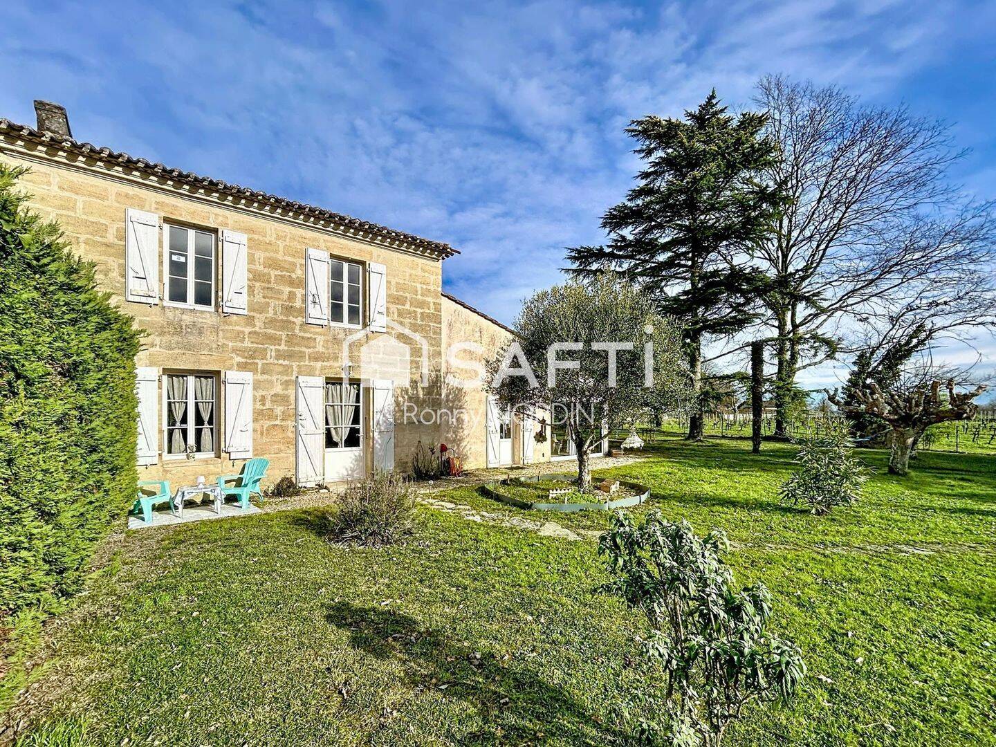 Maison 7 pièces 140 m² · à Saint-Émilion · 140 m² · 388 000 €