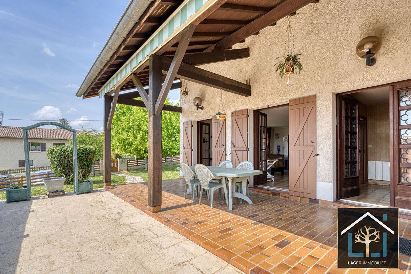 Maison 6 pièces 131 m² · à Beynost · 130,8 m² · 448 000 €