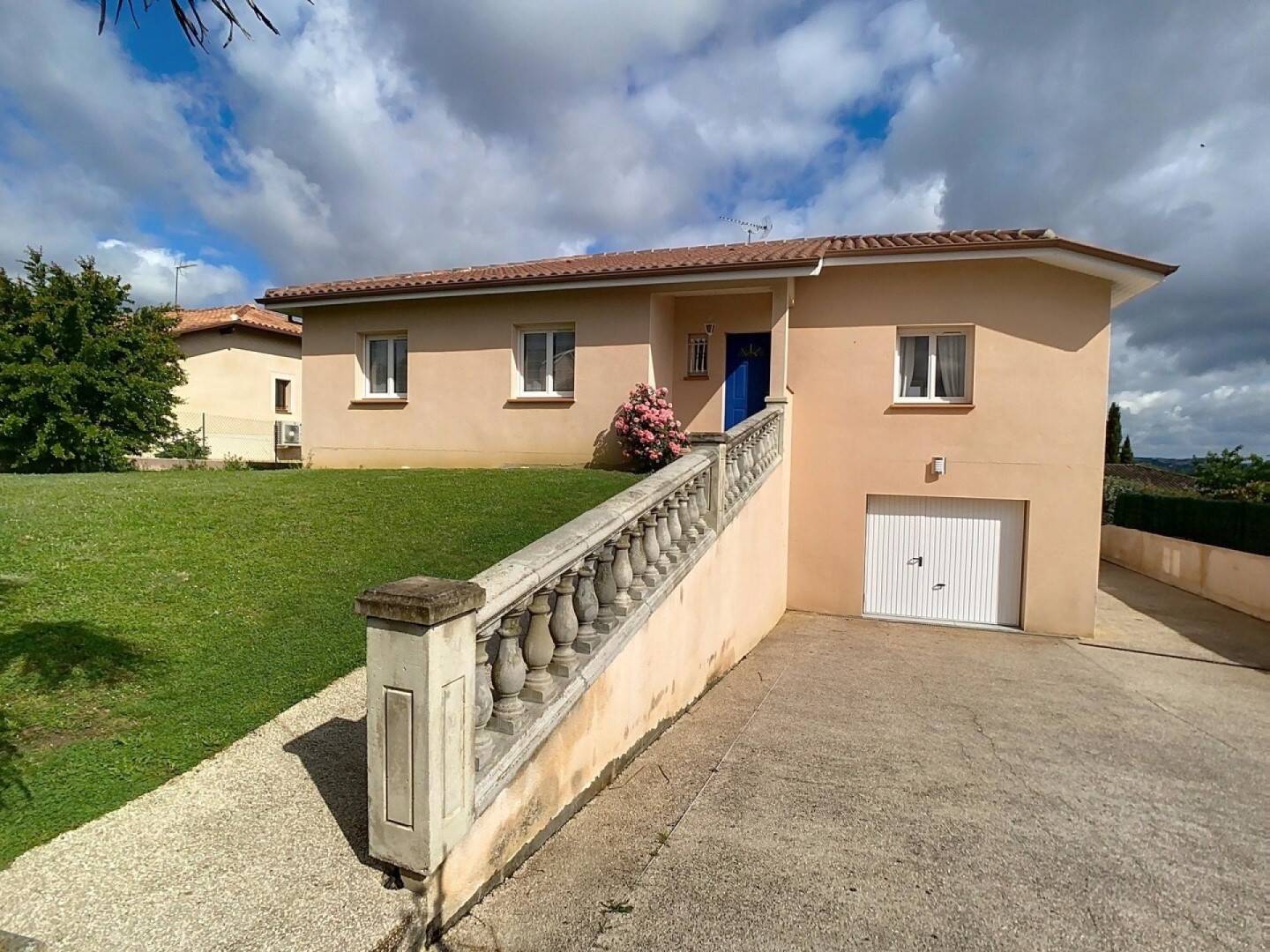 Maison 5 pièces 136 m² · à Pavie · 136 m² · 275 000 €