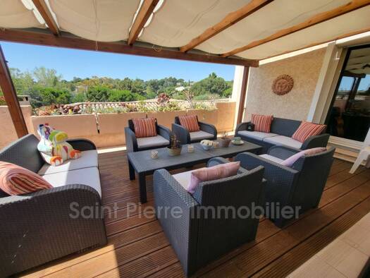 Maison à vendre 1 090 000 € 4 pièces 3 chambres 121,2 m² 80 m² de terrain Vaug Villeneuve-Loubet 06270