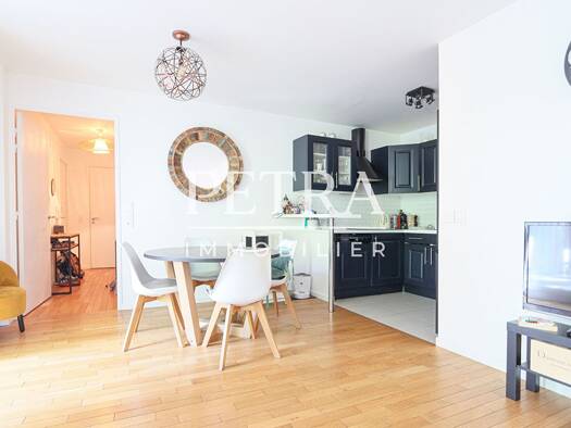 Appartement à vendre 385 000 € 3 pièces 2 chambres 63 m² Étage 1/4 Centre Ville Cachan 94230