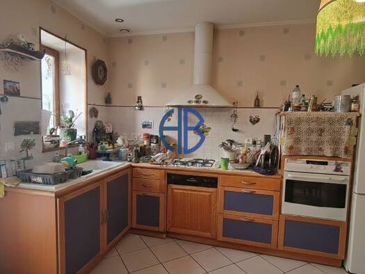 Maison à vendre 229 000 € 7 pièces 4 chambres 184 m² La Côte-Saint-André 38260