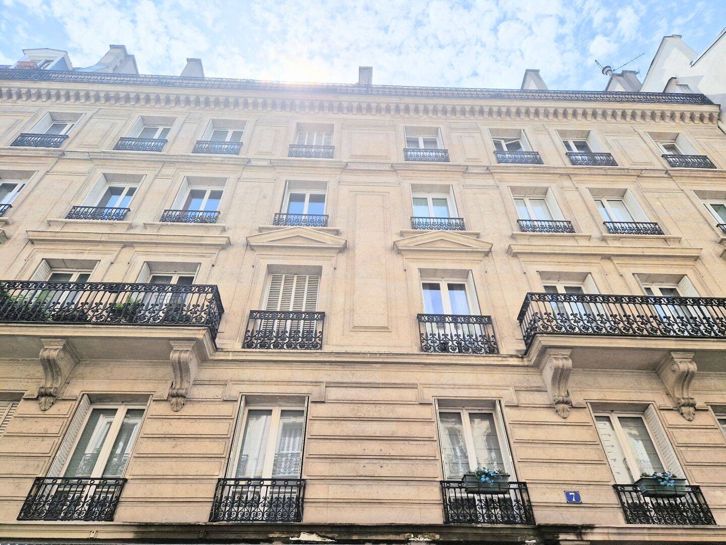 Appartement 1 pièce 9 m² · à Paris 8ème Arrondissement · 9 m² · 80 000 €