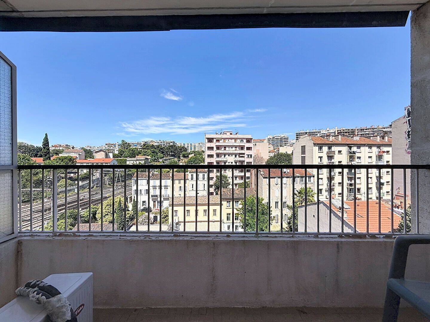 Appartement 4 pièces 77 m² · à Marseille 4ème Arrondissement · 76,7 m² · 192 000 €
