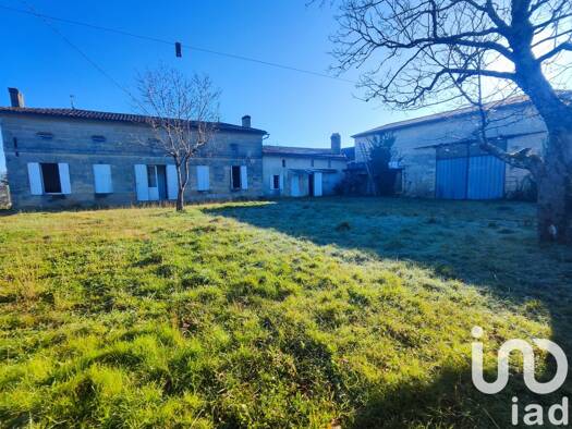 Maison à vendre 180 000 € 5 pièces 4 chambres 115 m² 1 359 m² de terrain Les Artigues-de-Lussac 33570