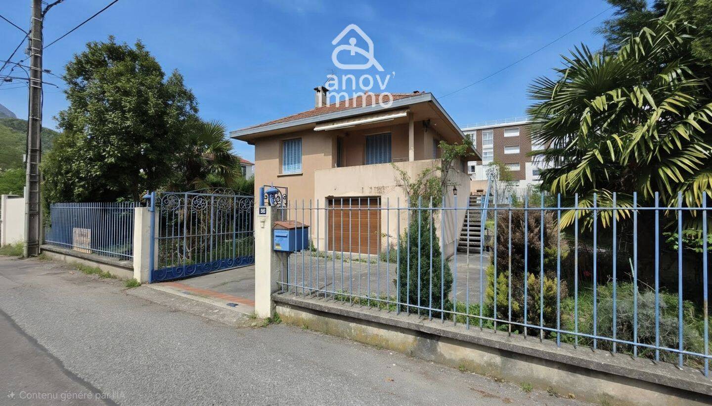 Maison 4 pièces 126 m² · à Échirolles · 125,5 m² · 250 000 €