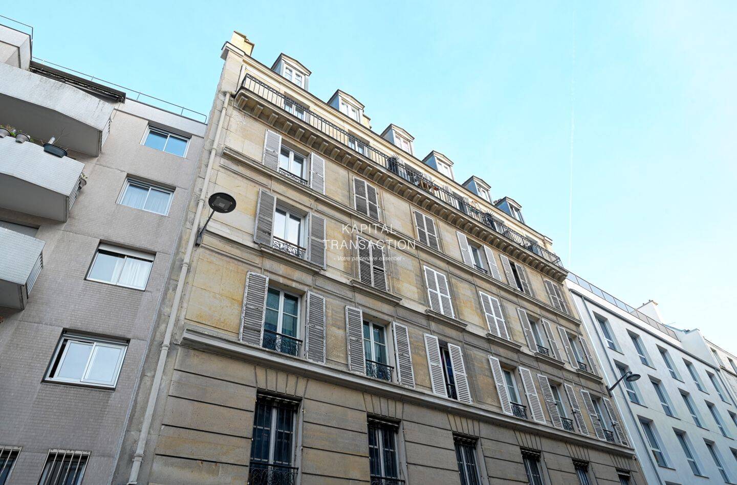 Appartement 1 pièce 13 m² · à Paris 18ème Arrondissement · 13 m² · 142 000 €