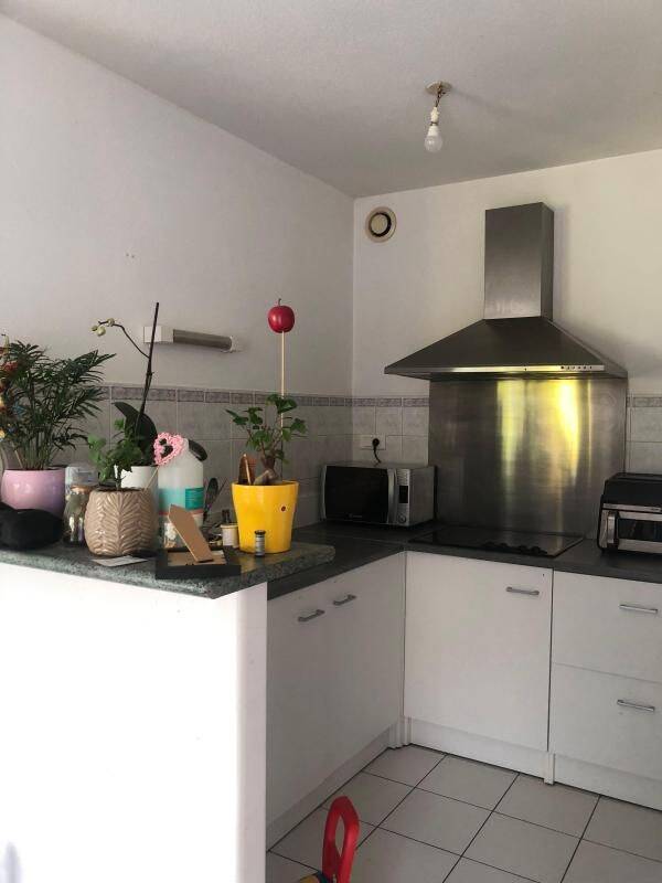 Appartement 3 pièces 63 m² · à Pont-l'Abbé-d'Arnoult · 63 m² · 685 €
