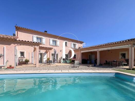 Villa à vendre 475 000 € 9 pièces 6 chambres 240 m² 4 530 m² de terrain Salazac 30760