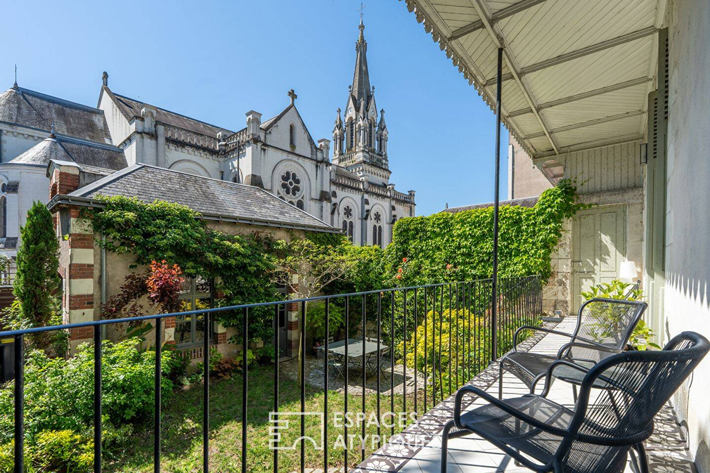 Maison 11 pièces 285 m² · à Tours · 285 m² · 1 260 000 €
