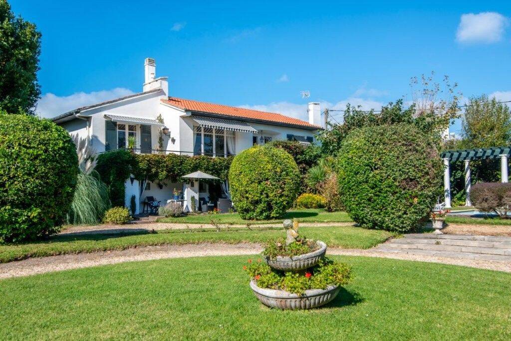 Maison 9 pièces 225 m² · à Anglet · 225 m² · 3 550 000 €