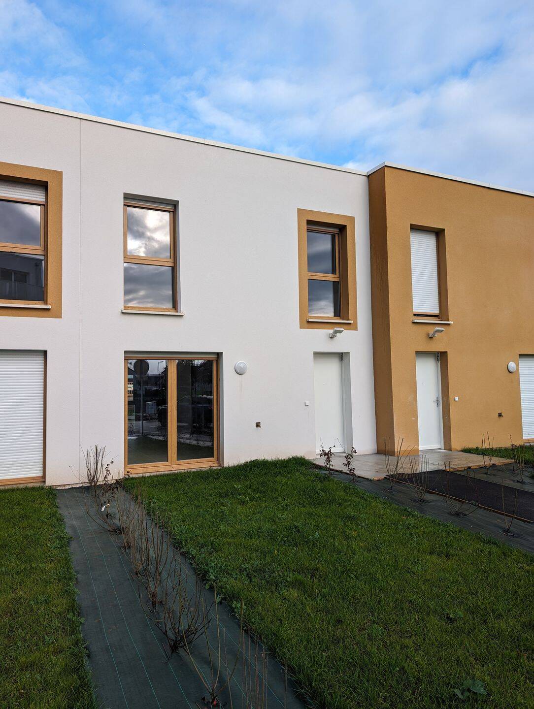 Maison 4 pièces 77 m² · à Le Petit-Quevilly · 77,3 m² · 911 €/mois