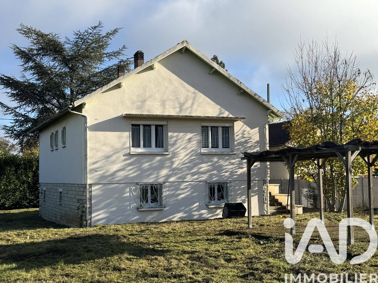 Maison 7 pièces 153 m² · à Champigny · 153 m² · 209 000 €