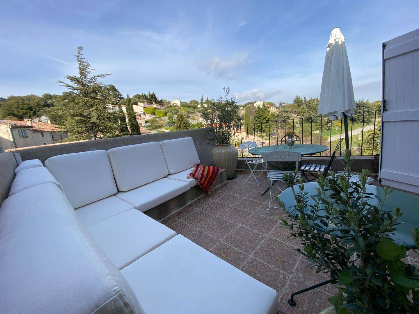 Maison 5 pièces 136 m² · à Mons · 136 m² · 465 000 €