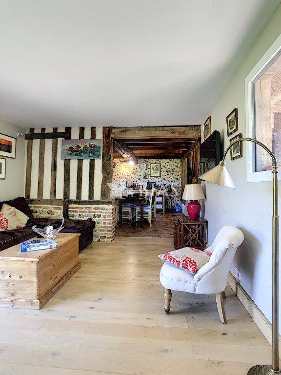 Maison 5 pièces 97 m² · à Fiquefleur-Équainville · 97 m² · 399 000 €