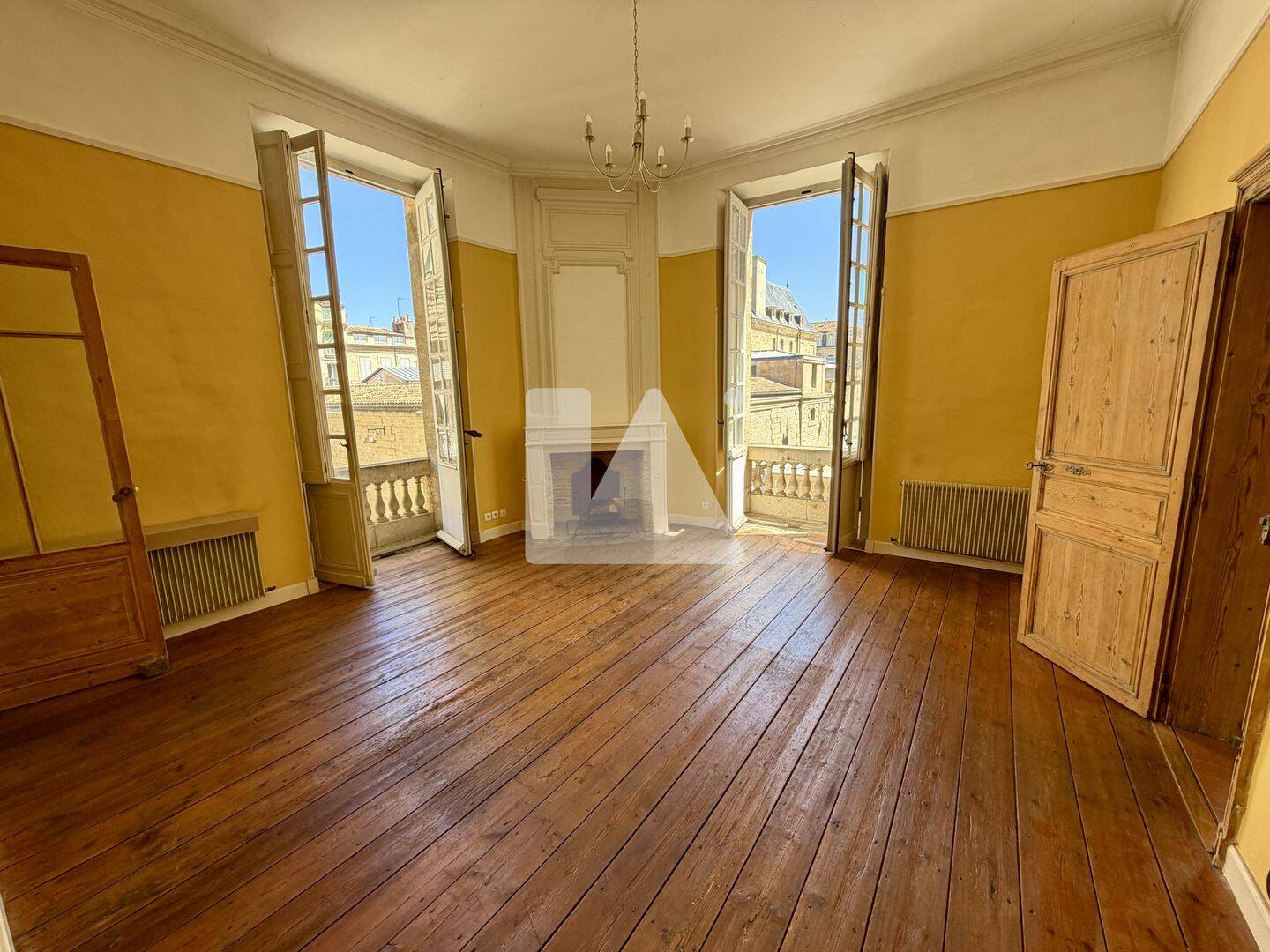 Appartement 2 pièces 64 m² · à Bordeaux · 64,4 m² · 990 €