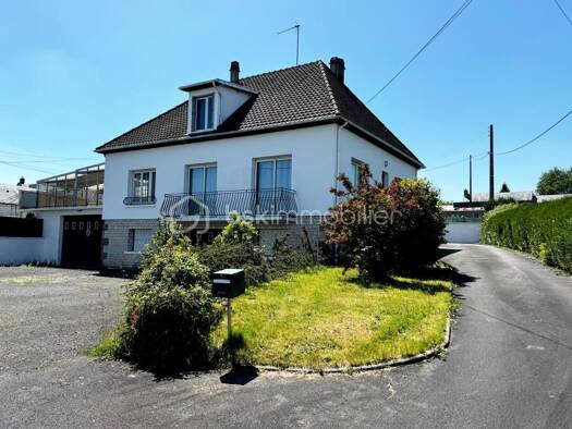 Maison à vendre 189 000 € 8 pièces 5 chambres 200 m² Centre La Ferté-Macé 61600