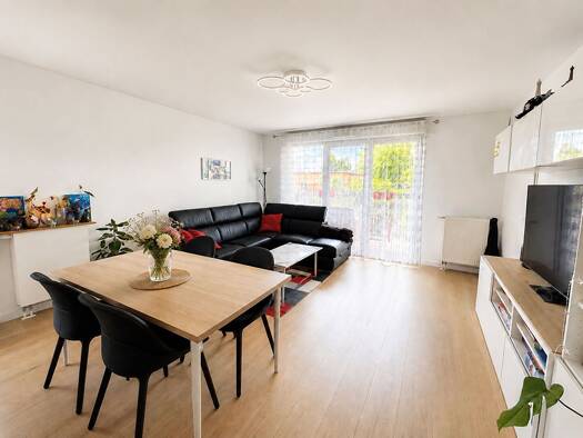 Appartement à vendre 379 000 € 4 pièces 3 chambres 79,3 m² Étage 1/5 Le Pas du Lac Montigny-le-Bretonneux 78180