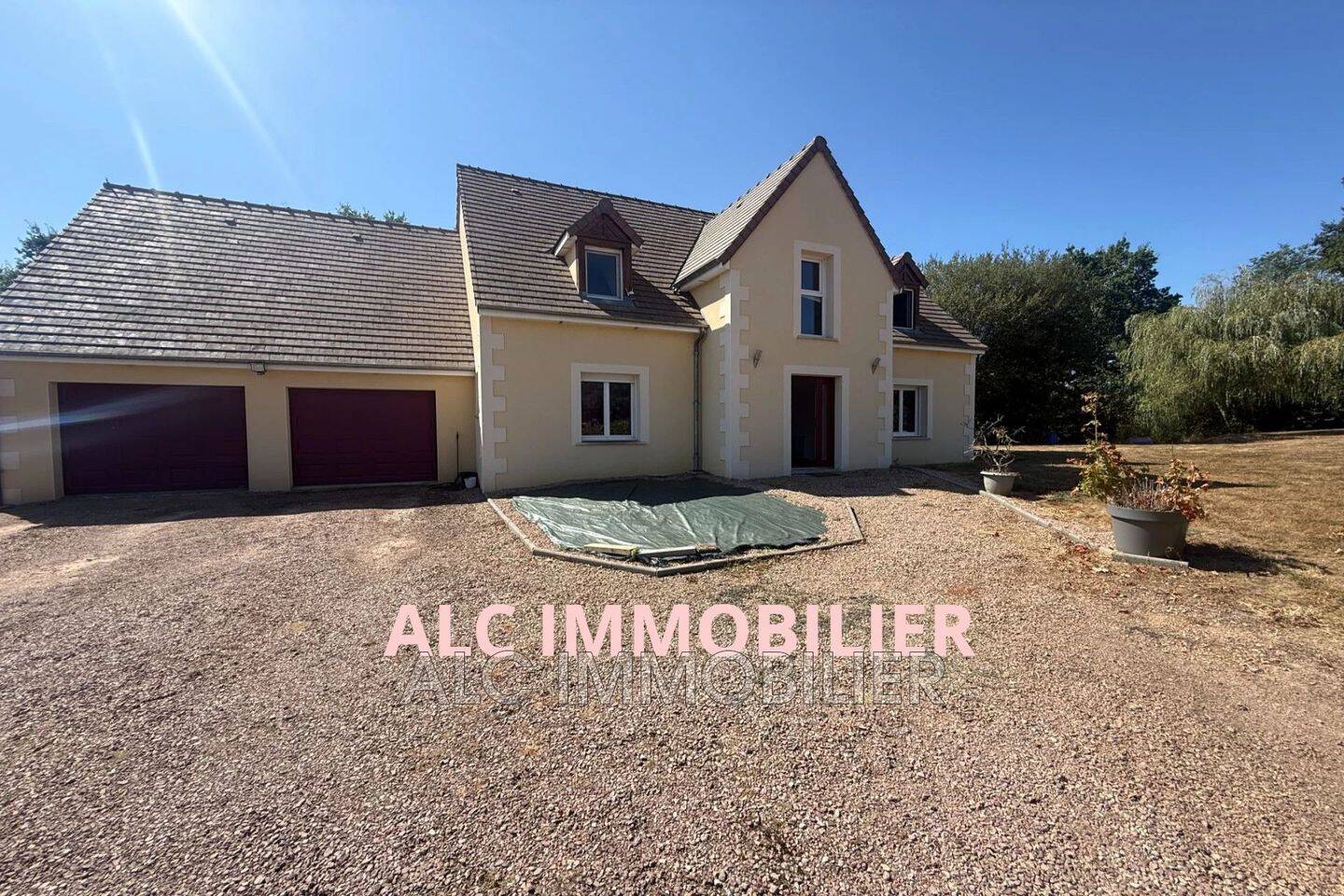 Maison 1 pièce · à Villeneuve-en-Perseigne · 281 000 €