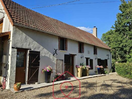 Maison à vendre 304 500 € 5 pièces 3 chambres 159 m² 37 043 m² de terrain Savigny-en-Sancerre 18240