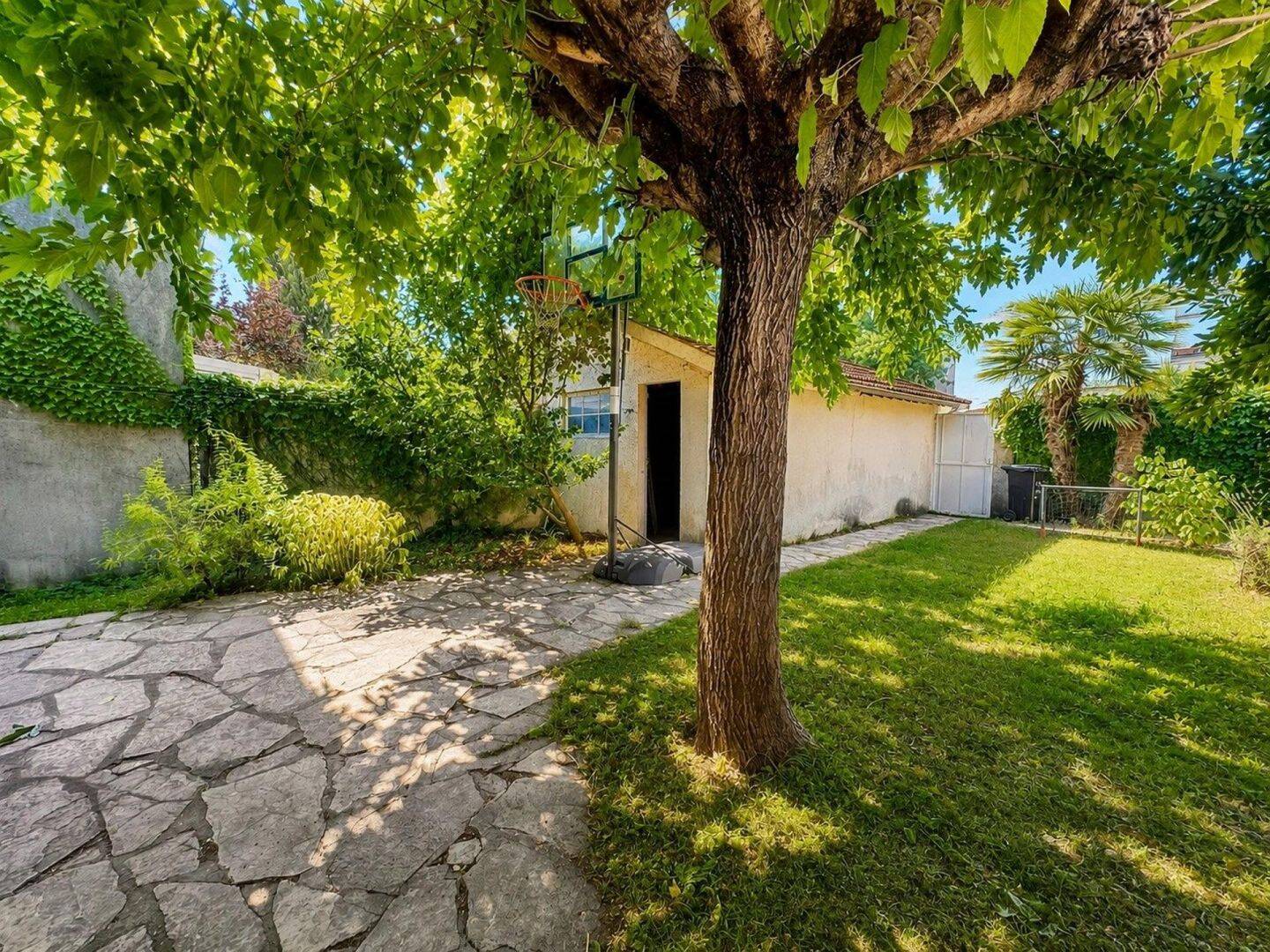Maison 7 pièces 120 m² · à Bordeaux · 120 m² · 649 000 €