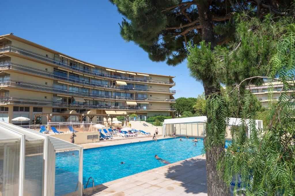 Appartement 2 pièces 27 m² · à Saint-Laurent-du-Var · 27 m² · 126 429 €