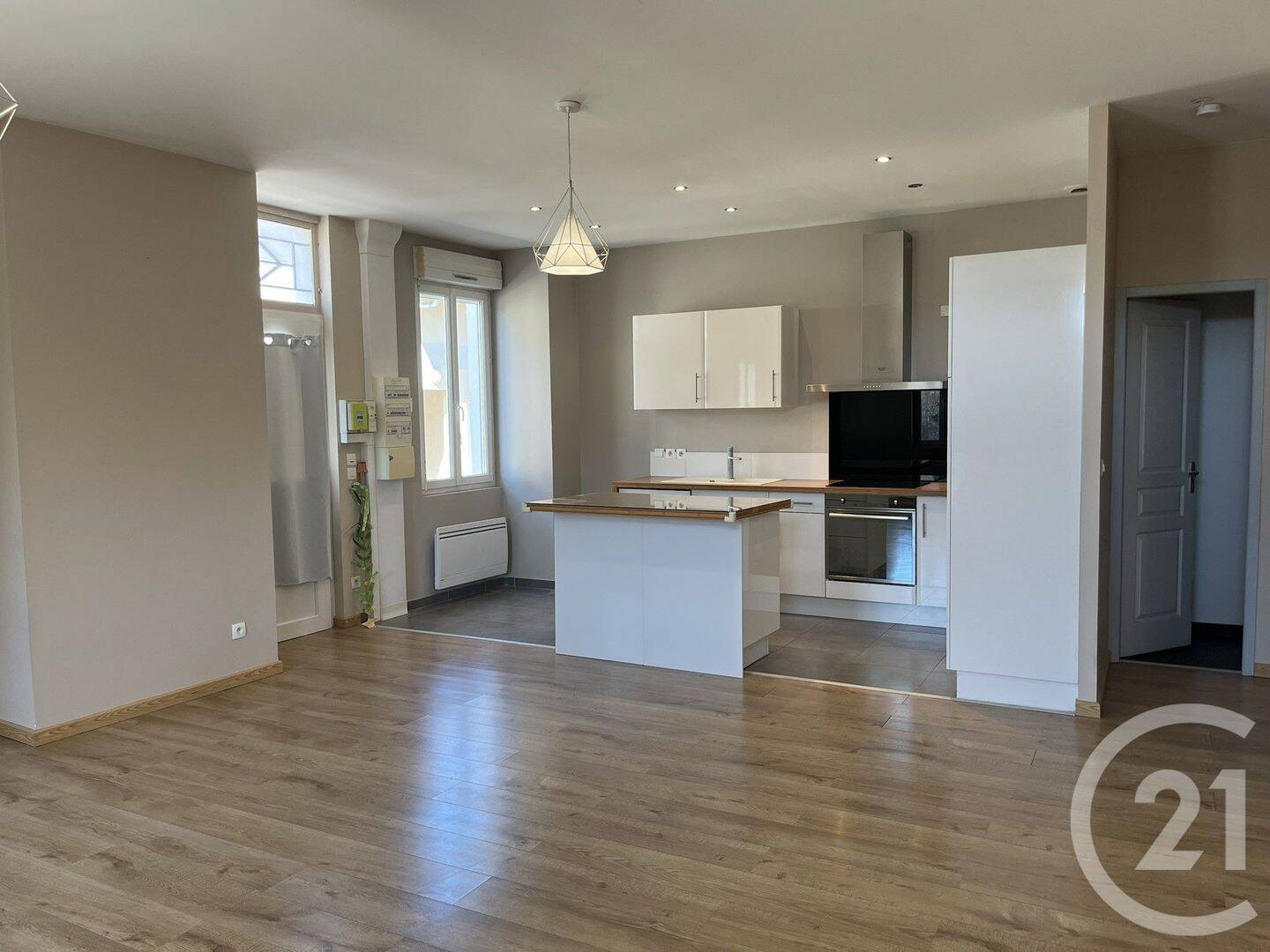 Appartement 3 pièces 65 m² · à Aix-les-Bains · 65,2 m² · 890 €/mois