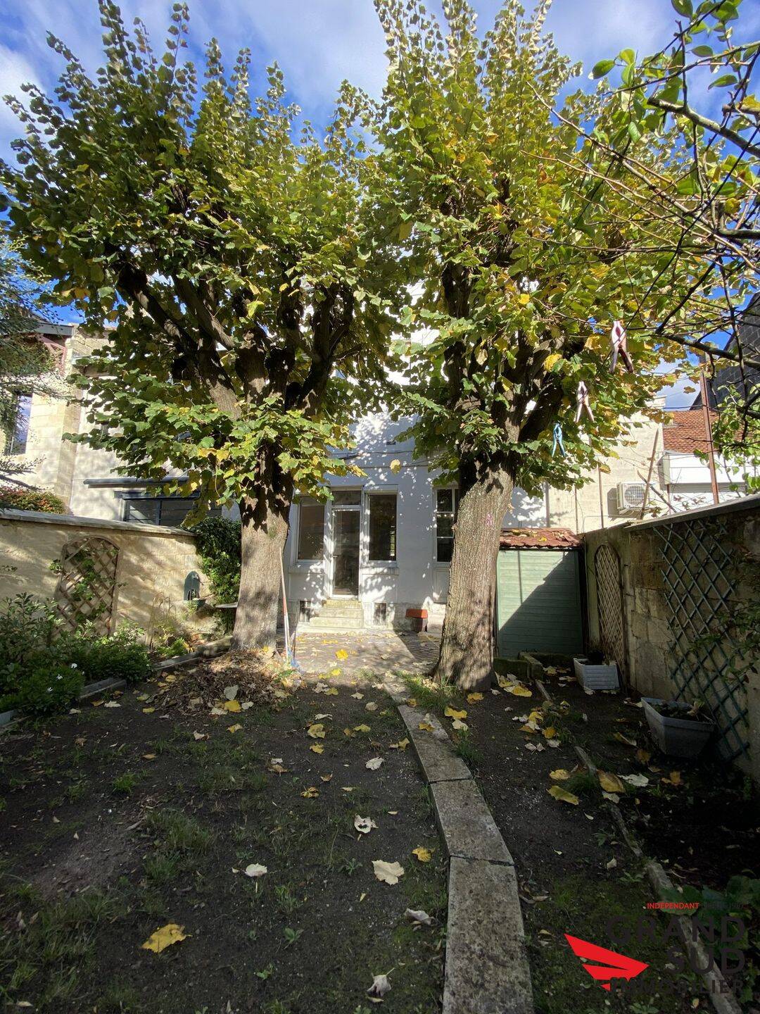 Maison 5 pièces 200 m² · à Bordeaux · 200 m² · 2 300 €/mois