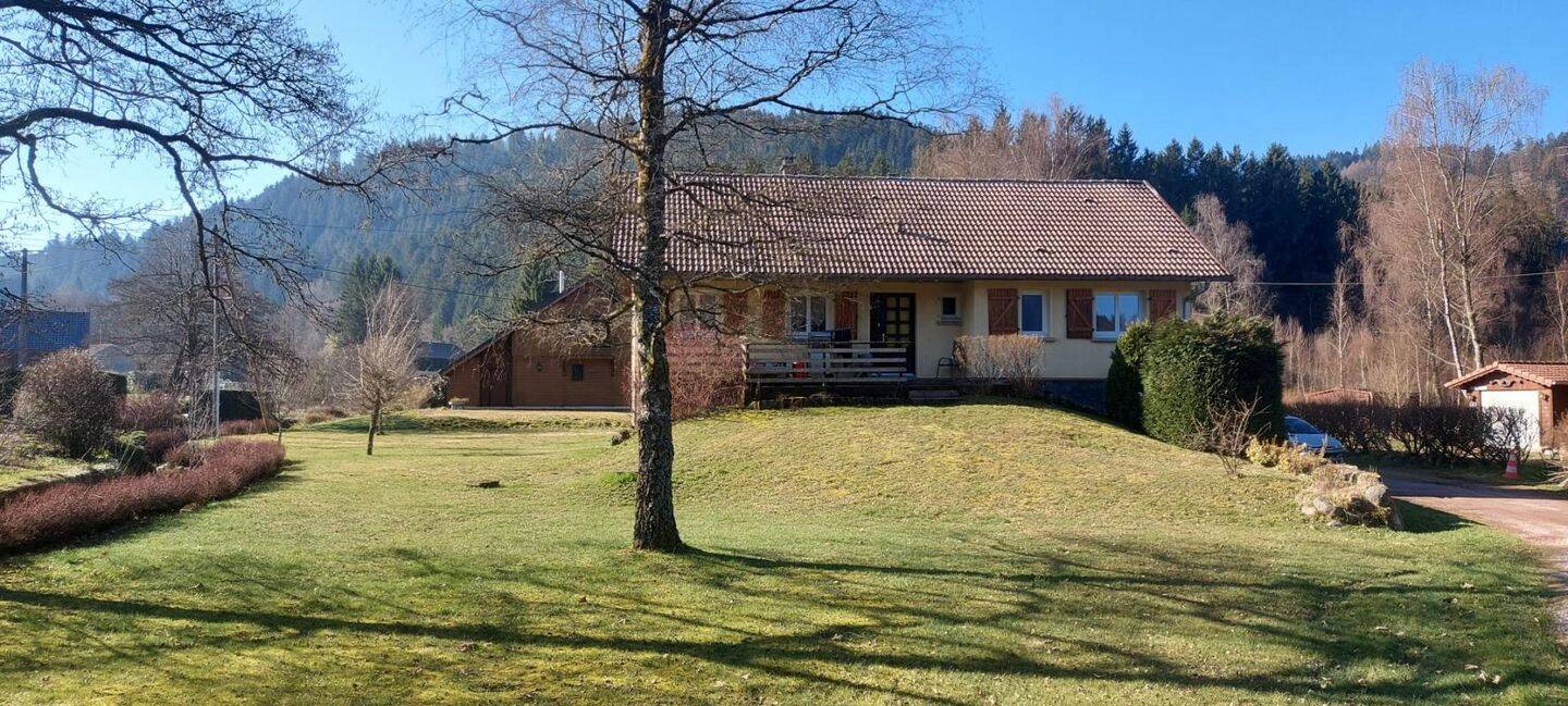 Maison 6 pièces 105 m² · à Gérardmer · 105 m² · 200 000 €