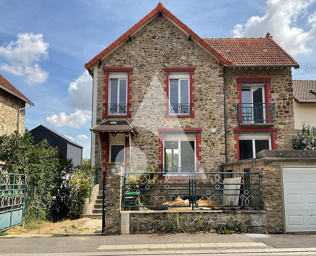 5 pièces 88 m² · à Brétigny-sur-Orge · 87,6 m² · 495 €