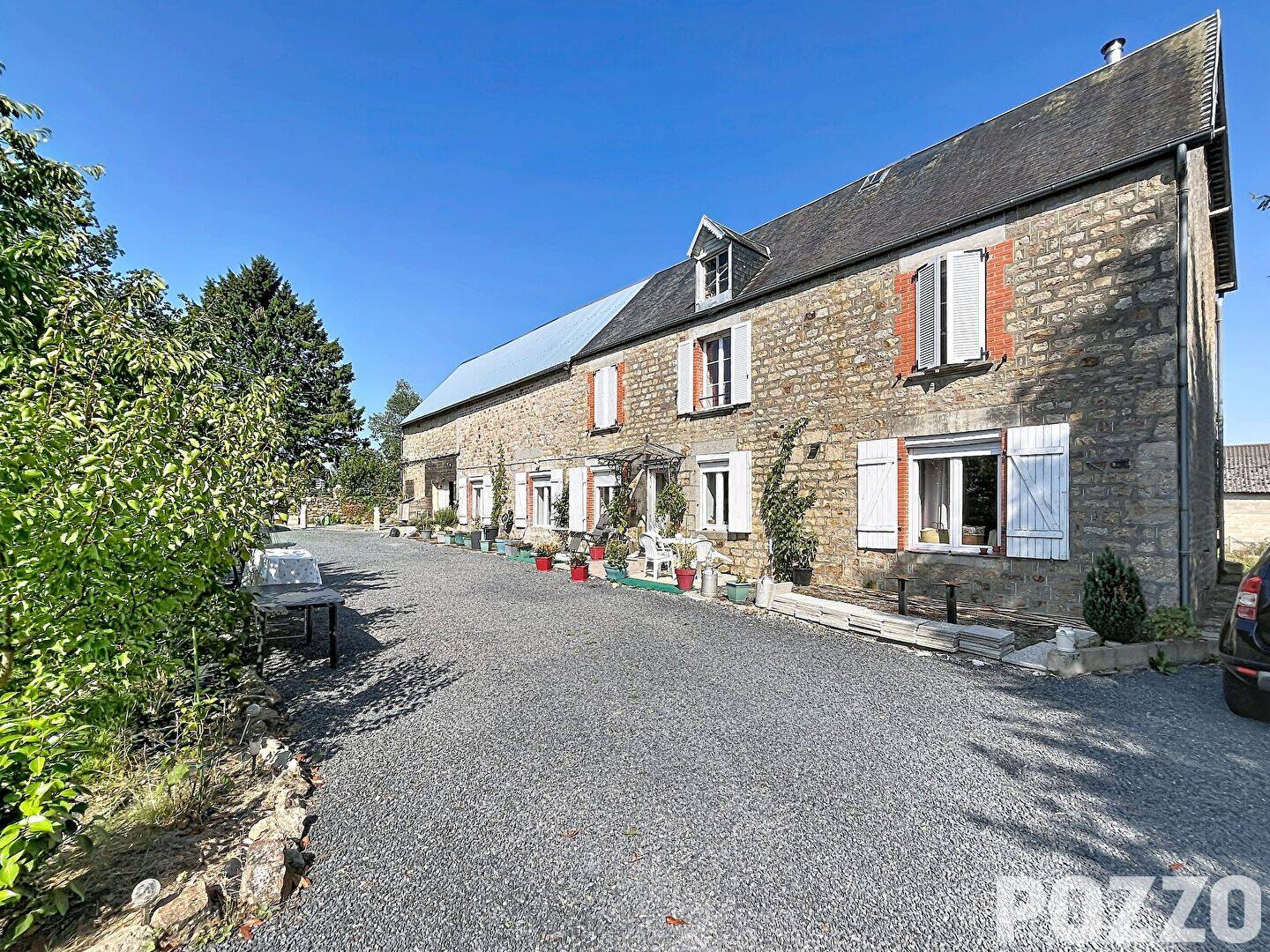 Maison 6 pièces 187 m² · à Beslon · 187 m² · 245 000 €