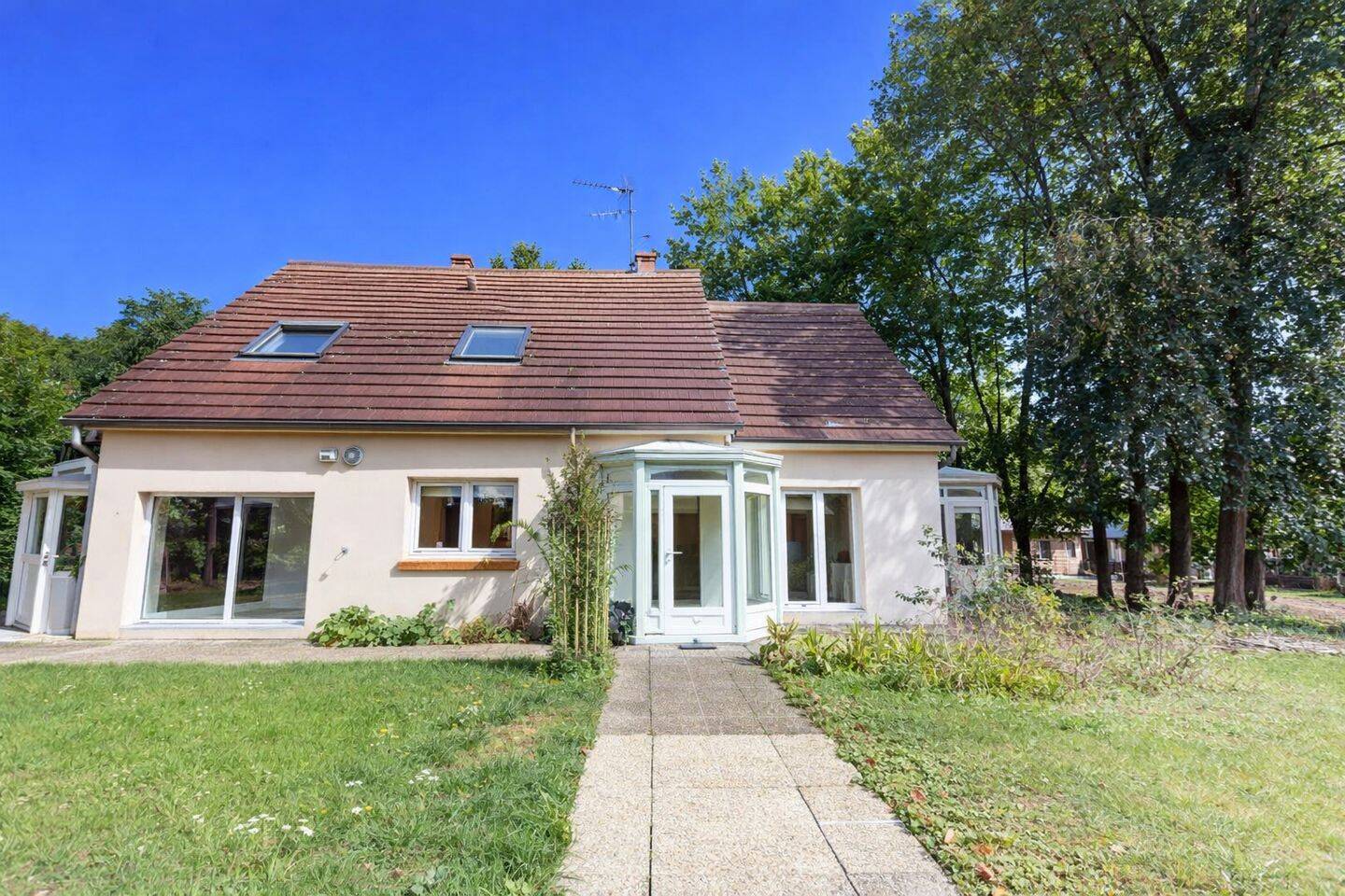 Maison 7 pièces 197 m² · à Évreux · 197 m² · 420 000 €