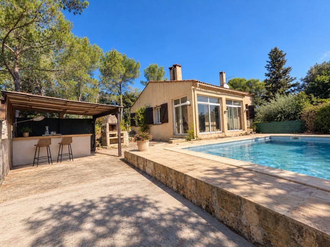 Maison 4 pièces 103 m² · à Sussargues · 103 m² · 325 000 €
