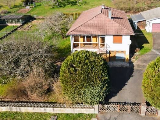 Maison à vendre 174 000 € 6 pièces 4 chambres 105 m² 1 136 m² de terrain Évette-Salbert 90350