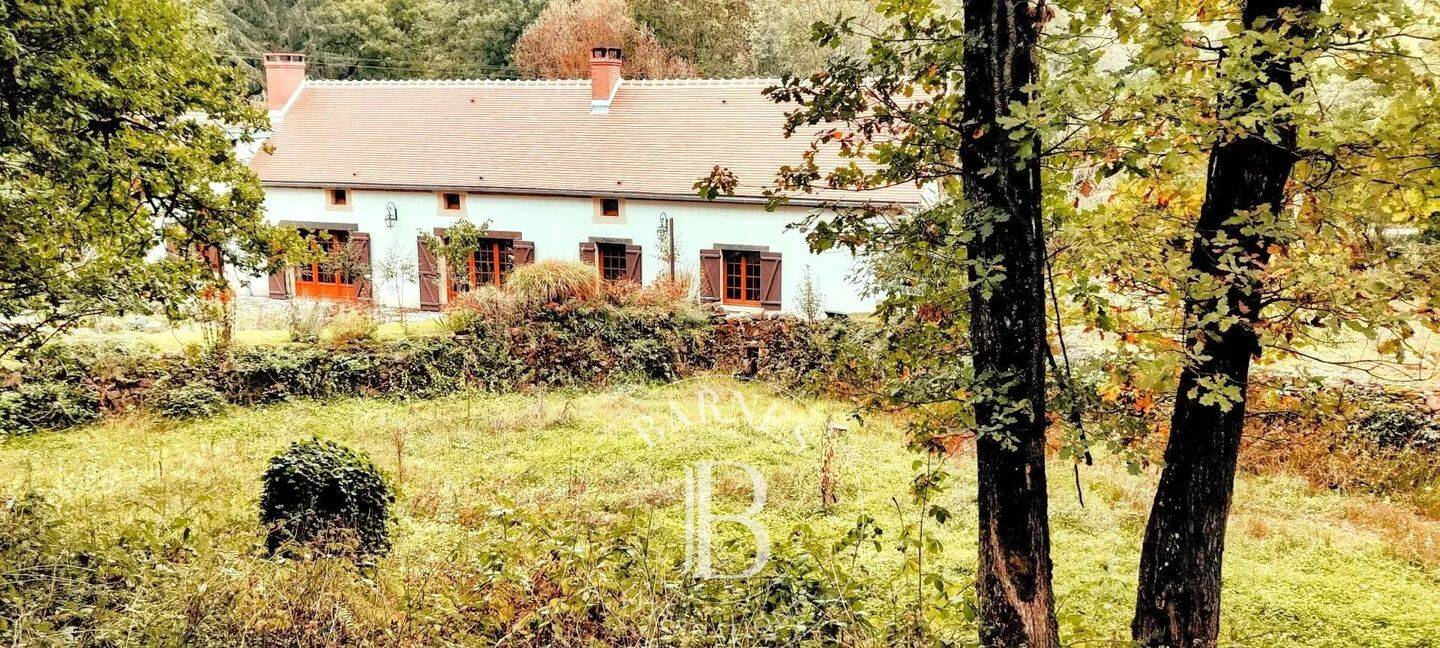 Maison 14 pièces 280 m² · à Hyds · 280 m² · 495 000 €