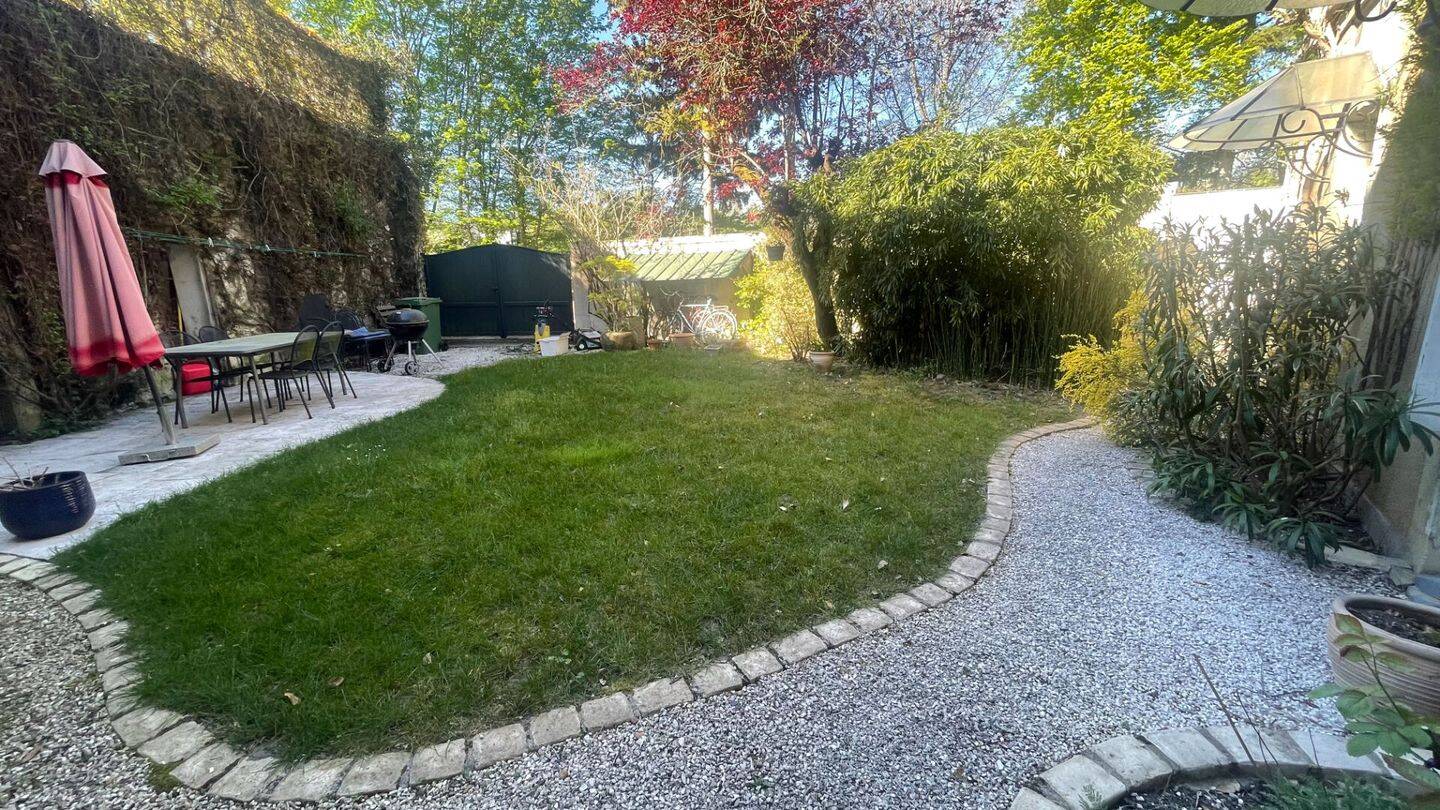 Maison 7 pièces 200 m² · à Rochecorbon · 200 m² · 528 000 €