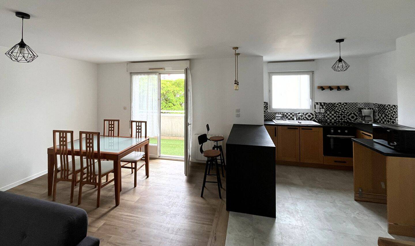 Appartement 3 pièces 72 m² · à Saint-Nazaire · 71,8 m² · 750 €/mois
