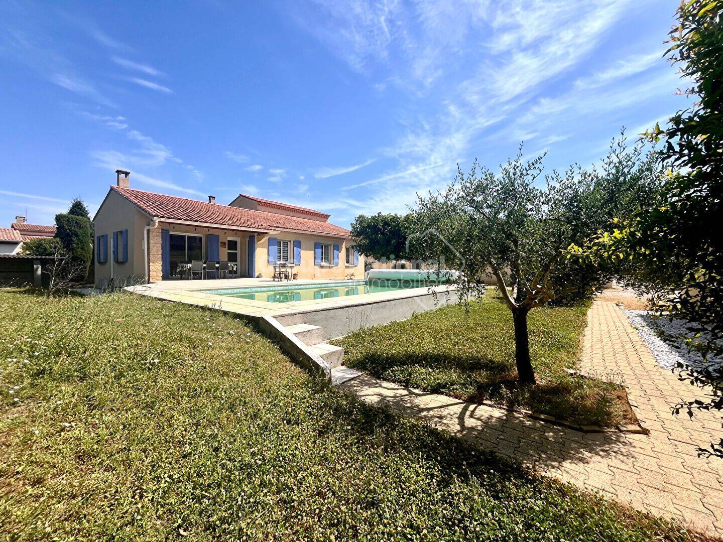 Maison 5 pièces 110 m² · à Châteaurenard · 110 m² · 399 000 €